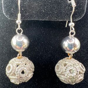Vintage Silver Tone Dangle Earrings Openwork Filigree Ball Bead-1 1/2” Drop
